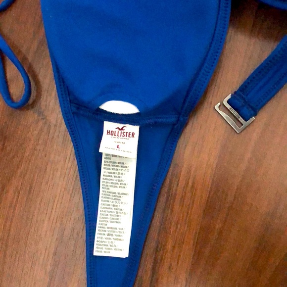 Hollister Bikini Top and Bottom - Picture 4 of 7